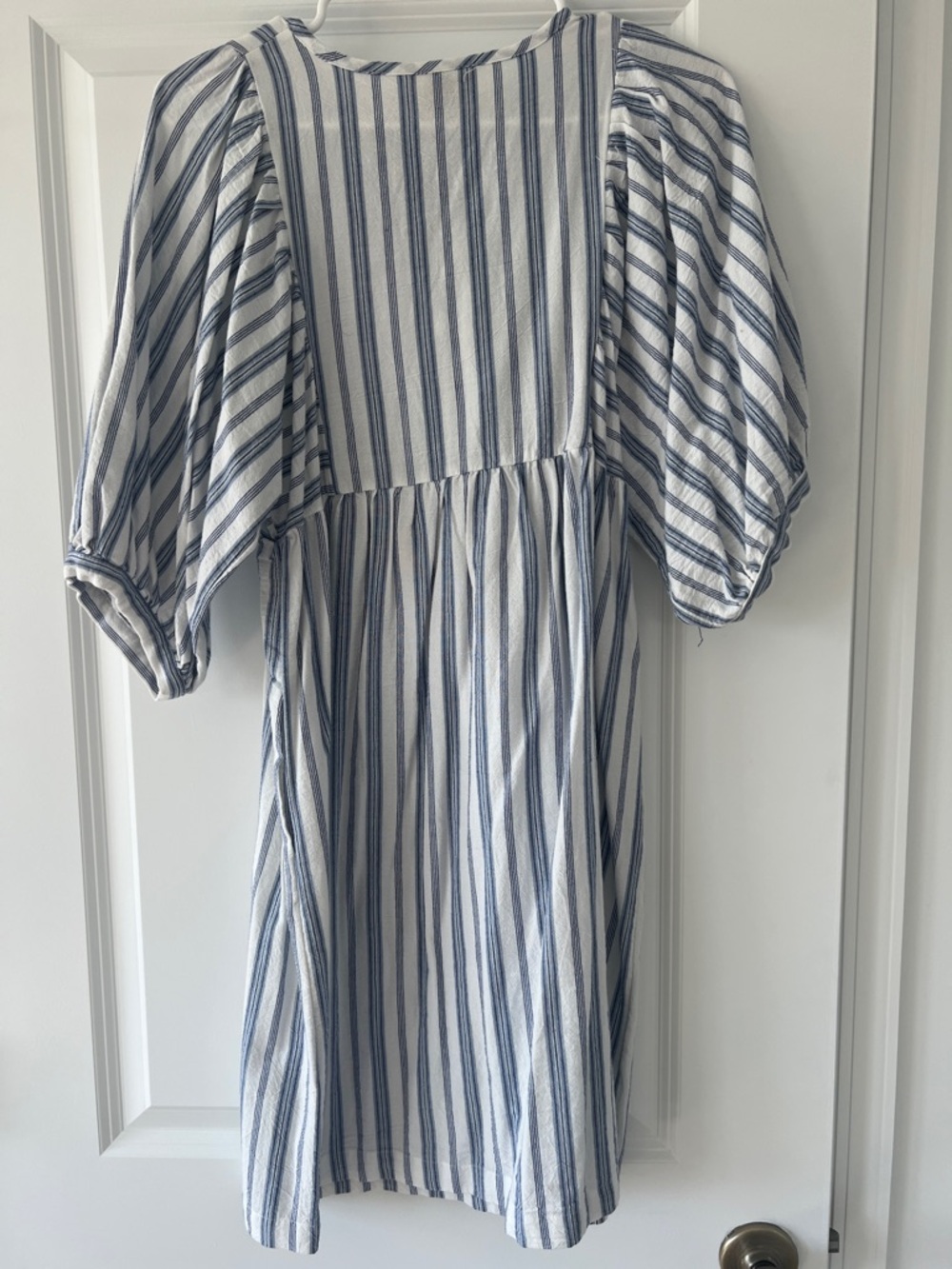 Universal Thread Balloon Sleeve Midi Dress size XS - Picture 3 of 6
